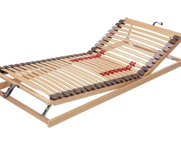 Verstellbarer Lattenrost aus Holz mit flexiblen Leisten. Achten Sie auf die Qualität der Aufhängung und die Anzahl der Leisten für optimalen Schlafkomfort.