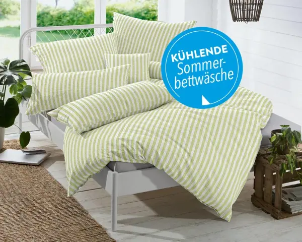 Kühlende Bettwäsche aus Rayon-Stoff, ideal gegen Schwitzen im Sommer. Gestreiftes Design in Grün und Weiß.